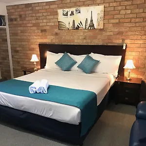 https://kipparing-village-motel.queenslandhotels.net